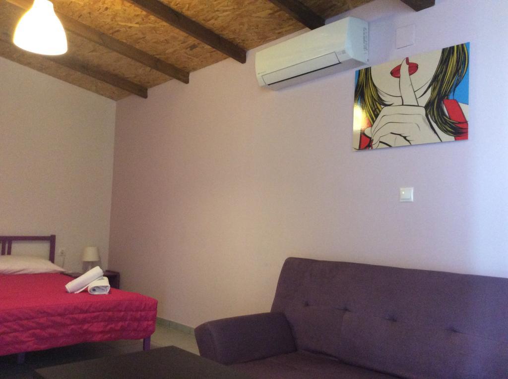 Alex'S Studio Apartman Karterósz Kültér fotó